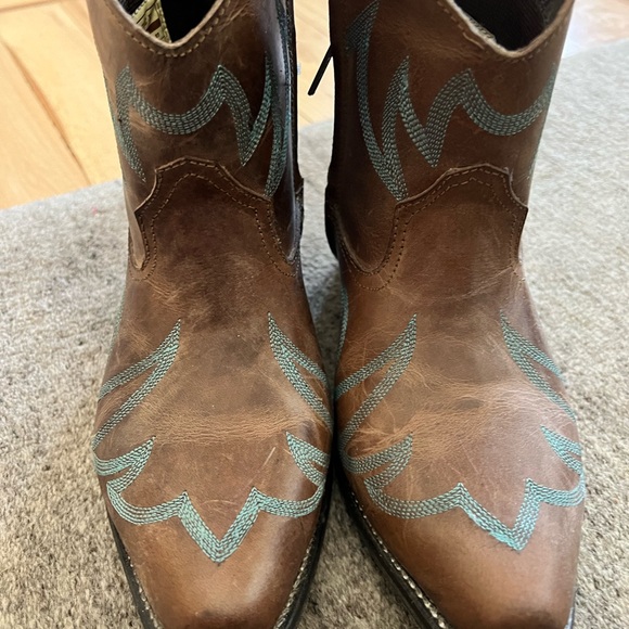 Womens Roper Boots - Picture 2 of 7